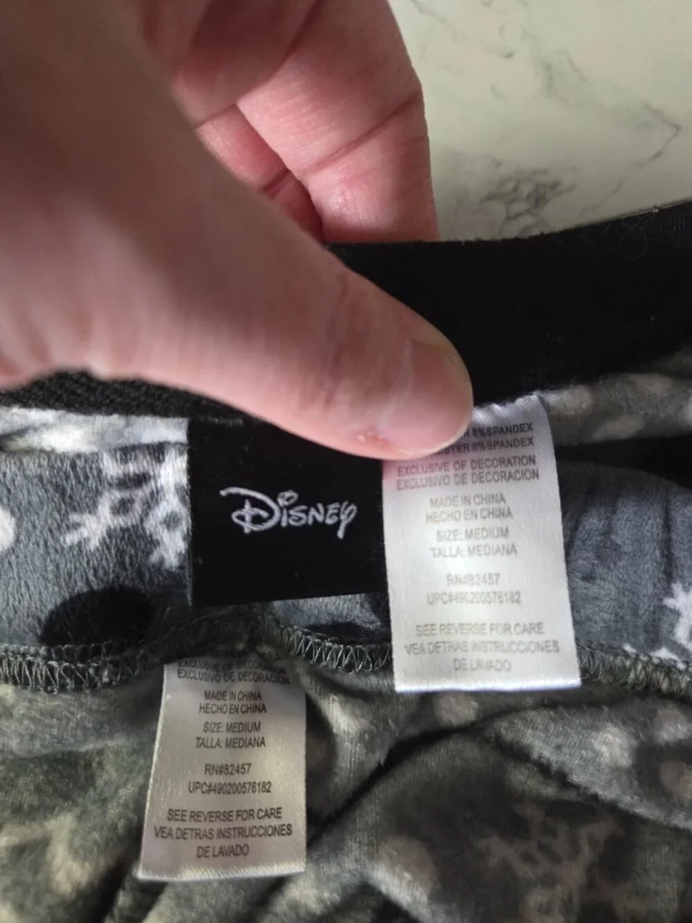Disney Medium Black White Mickey Mouse Snowflake Longsleeve Fleece Pajama Set - Picture 13 of 14